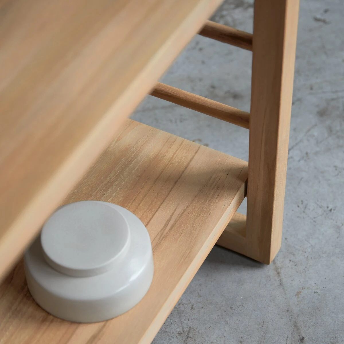 Sera - Bibliothèque Basse En Teck Massif 10 Sera - Bibliothèque Basse En Teck Massif – Image 8