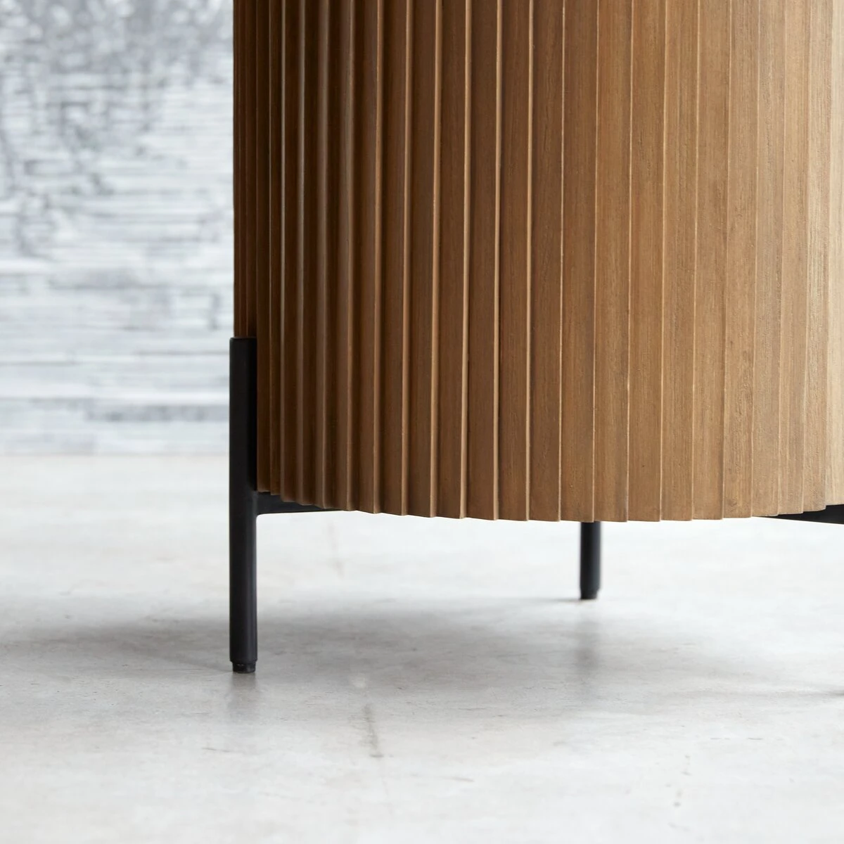 Lou - Bout De Canapé En Mindi 5 Lou - Bout De Canapé En Mindi – Image 3