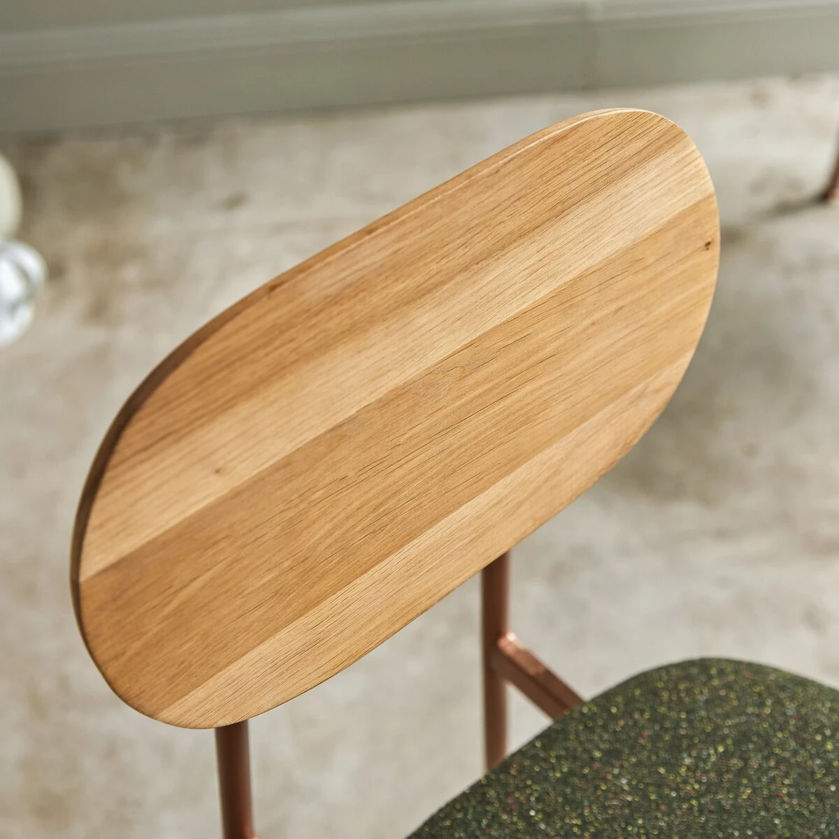 Yutapi - Chaise Kaki En Chêne 7 Yutapi - Chaise Kaki En Chêne – Image 5