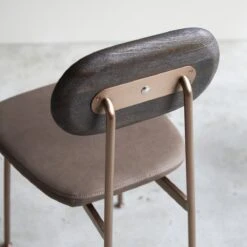 Yutapi - Chaise Mohawk Choco En Chêne Massif 13 Yutapi - Chaise Mohawk Choco En Chêne Massif -Magasin De Meubles 1200 1200 chaise yutapi mohawk choco en chene massif 4