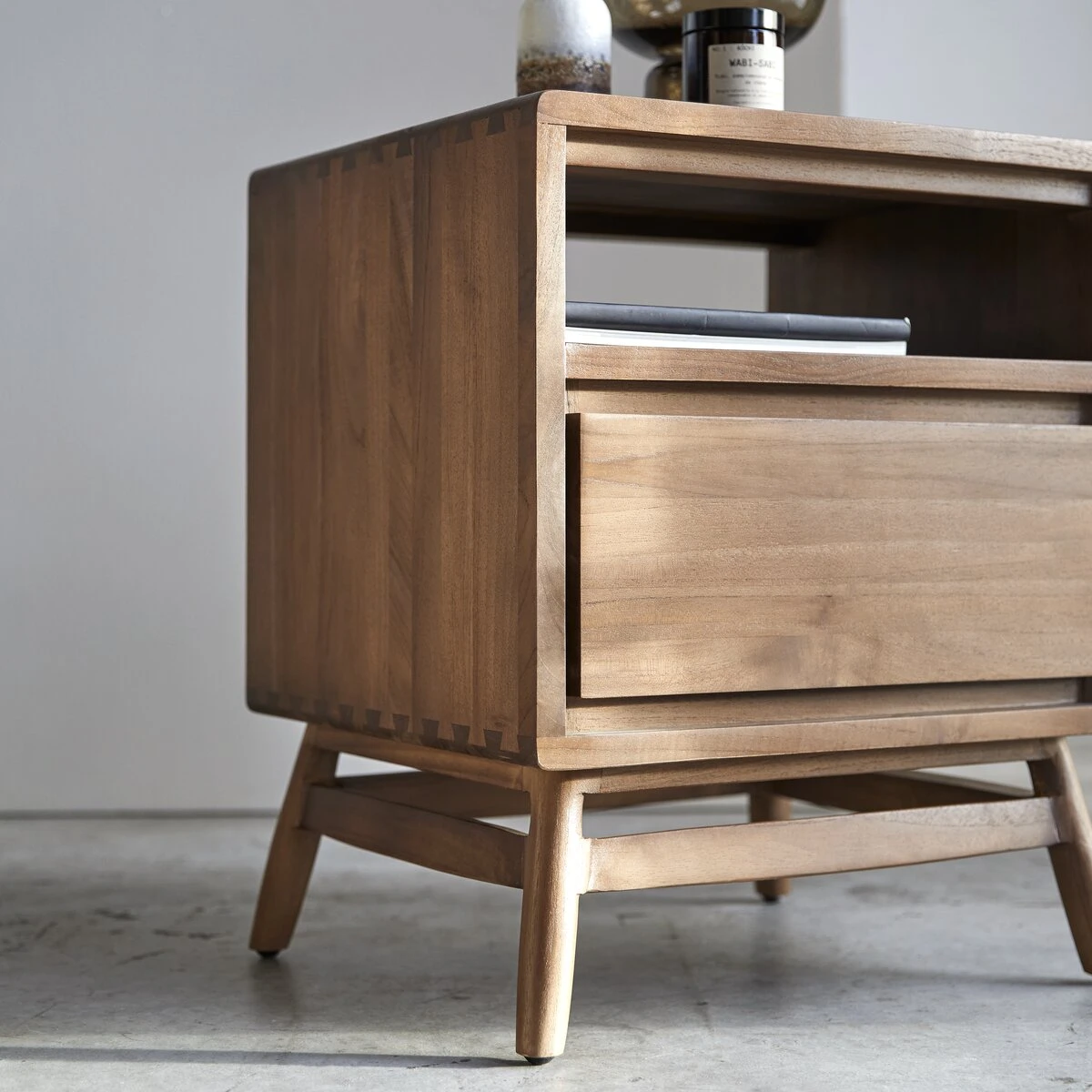 Twist - Chevet En Teck Massif Recyclé 8 Twist - Chevet En Teck Massif Recyclé – Image 6