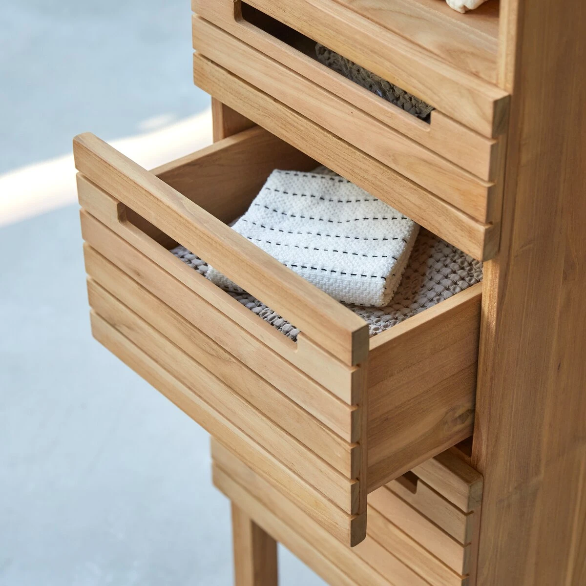 Slats - Colonne En Teck Massif 6 Slats - Colonne En Teck Massif – Image 4