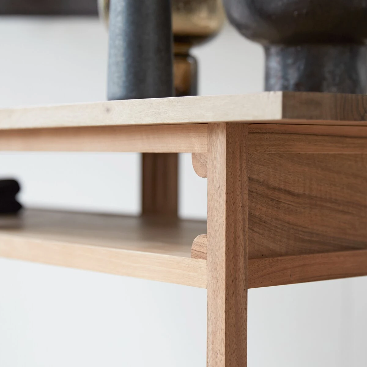 Clovis - Console 1 Tiroir En Noyer Massif Français 8 Clovis - Console 1 Tiroir En Noyer Massif Français – Image 6