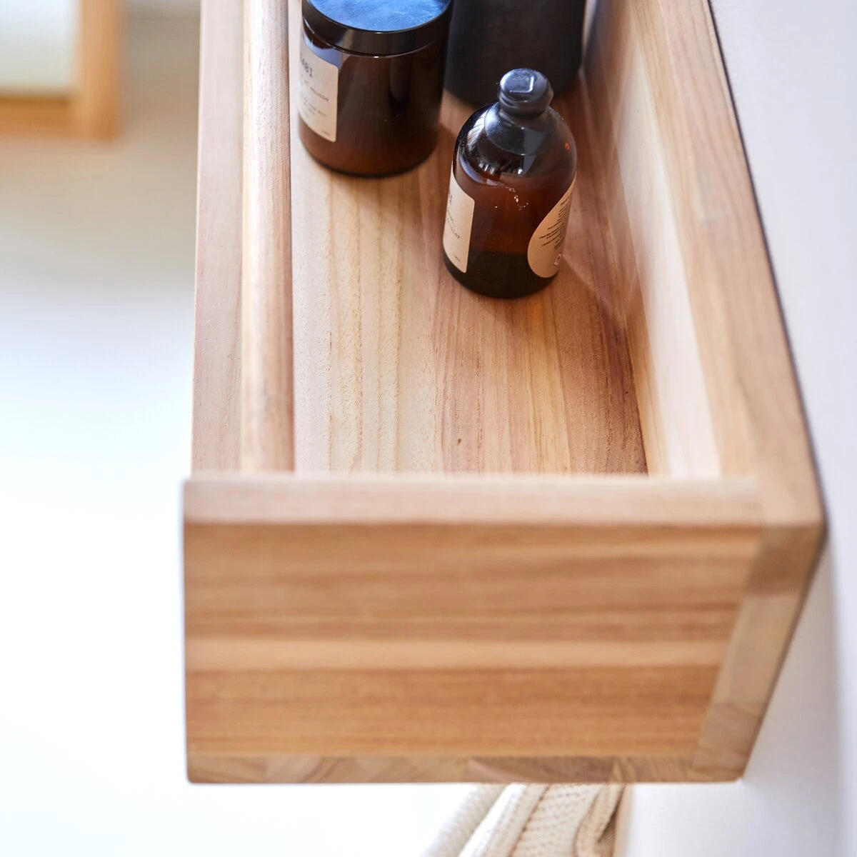 Ugo - Etagère De Salle De Bain En Teck Massif 60 Cm 5 Ugo - Etagère De Salle De Bain En Teck Massif 60 Cm – Image 3