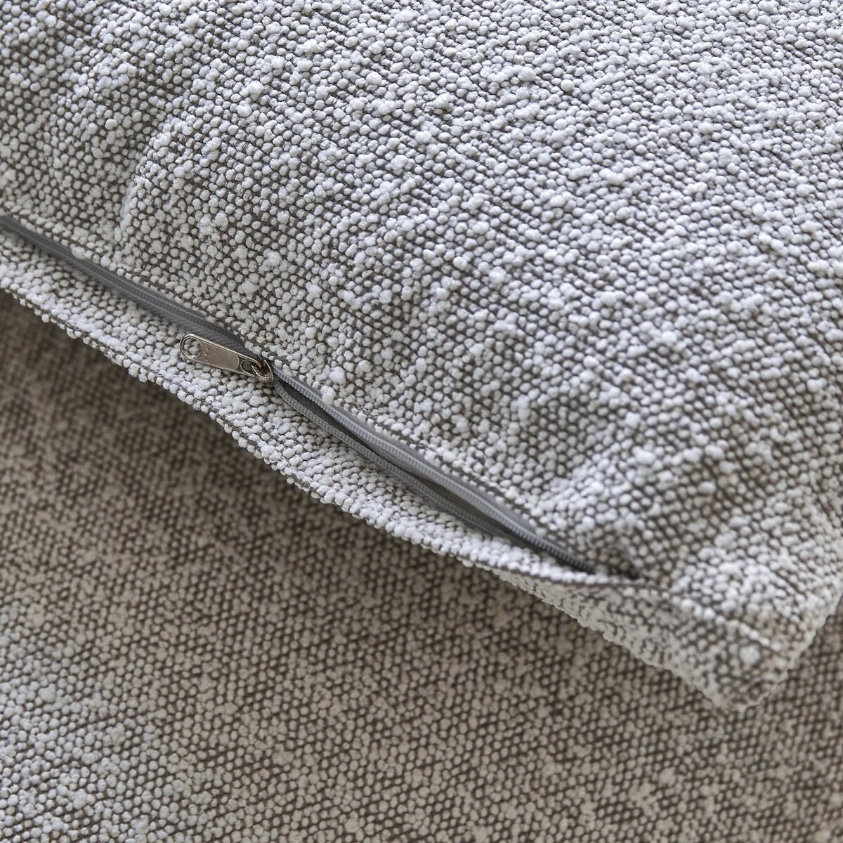 Nina - Fauteuil Bas En Mindi Massif Et Tissu écru 5 Nina - Fauteuil Bas En Mindi Massif Et Tissu écru – Image 3