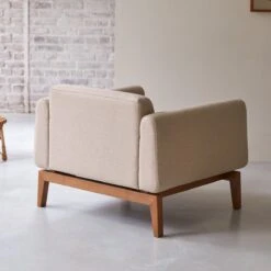 Bjorn - Fauteuil En Chêne Massif Et Tissu écru -Magasin De Meubles 1200 1200 fauteuil en chene massif et tissu ecru bjorn 3