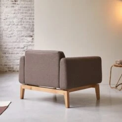 Bjorn - Fauteuil En Chêne Massif Et Tissu Marron -Magasin De Meubles 1200 1200 fauteuil en chene massif et tissu marron bjorn 3