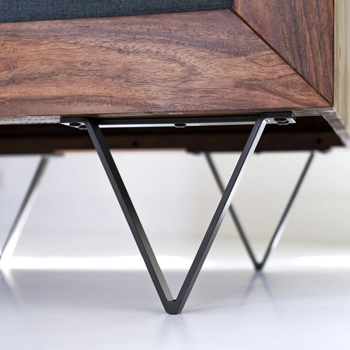 Metric - Fauteuil En Palissandre Massif Et Tissu 8 Metric - Fauteuil En Palissandre Massif Et Tissu – Image 6