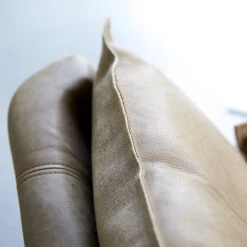 Woodnest - Fauteuil En Chêne Massif Et Cuir Cheyenne -Magasin De Meubles 1200 1200 fauteuil woodnest en chene massif et cuir cheyenne 10