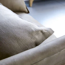 Woodnest - Fauteuil En Chêne Massif Et Cuir Cheyenne -Magasin De Meubles 1200 1200 fauteuil woodnest en chene massif et cuir cheyenne 12