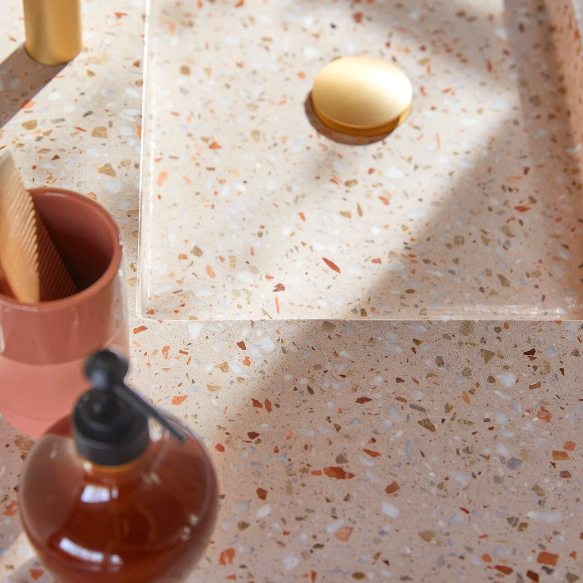 Edgar - Meuble Salle De Bain En Teck Massif Et Terrazzo Premium Pink 120 Cm 4 Edgar - Meuble Salle De Bain En Teck Massif Et Terrazzo Premium Pink 120 Cm – Image 2