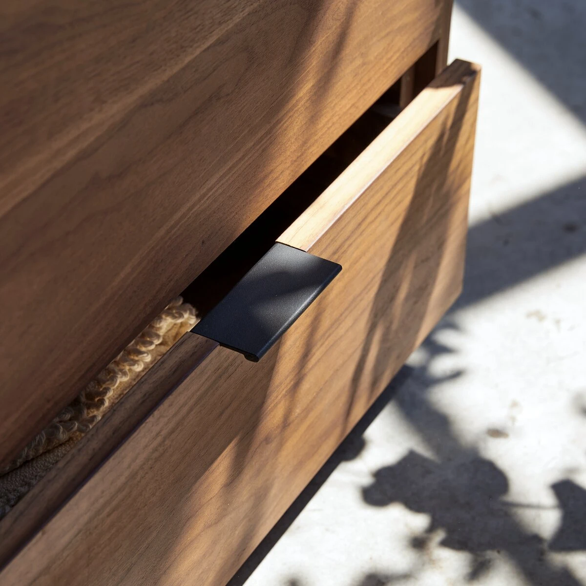 Senson - Meuble TV En Noyer Massif 120 Cm 8 Senson - Meuble TV En Noyer Massif 120 Cm – Image 6