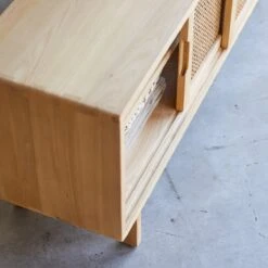 Luis - Meuble TV En Orme Et Cannage 140 Cm -Magasin De Meubles 1200 1200 meuble tv en orme et cannage luis 140 cm 4