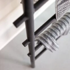 Corto - Porte Serviette En Métal -Magasin De Meubles 1200 1200 porte serviette en metal corto 2