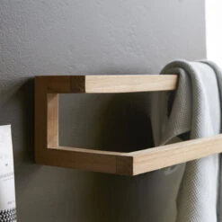 Léo - Porte Serviette Mural En Teck Massif -Magasin De Meubles 1200 1200 porte serviette mural en teck massif leo 2