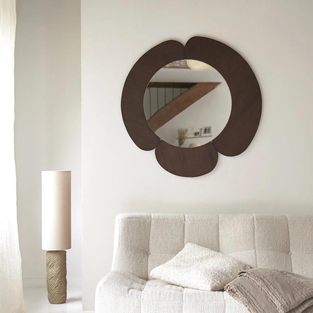 Sara - Miroir Rond En Mindi Foncé 110x110 Cm 7 Sara - Miroir Rond En Mindi Foncé 110x110 Cm – Image 6