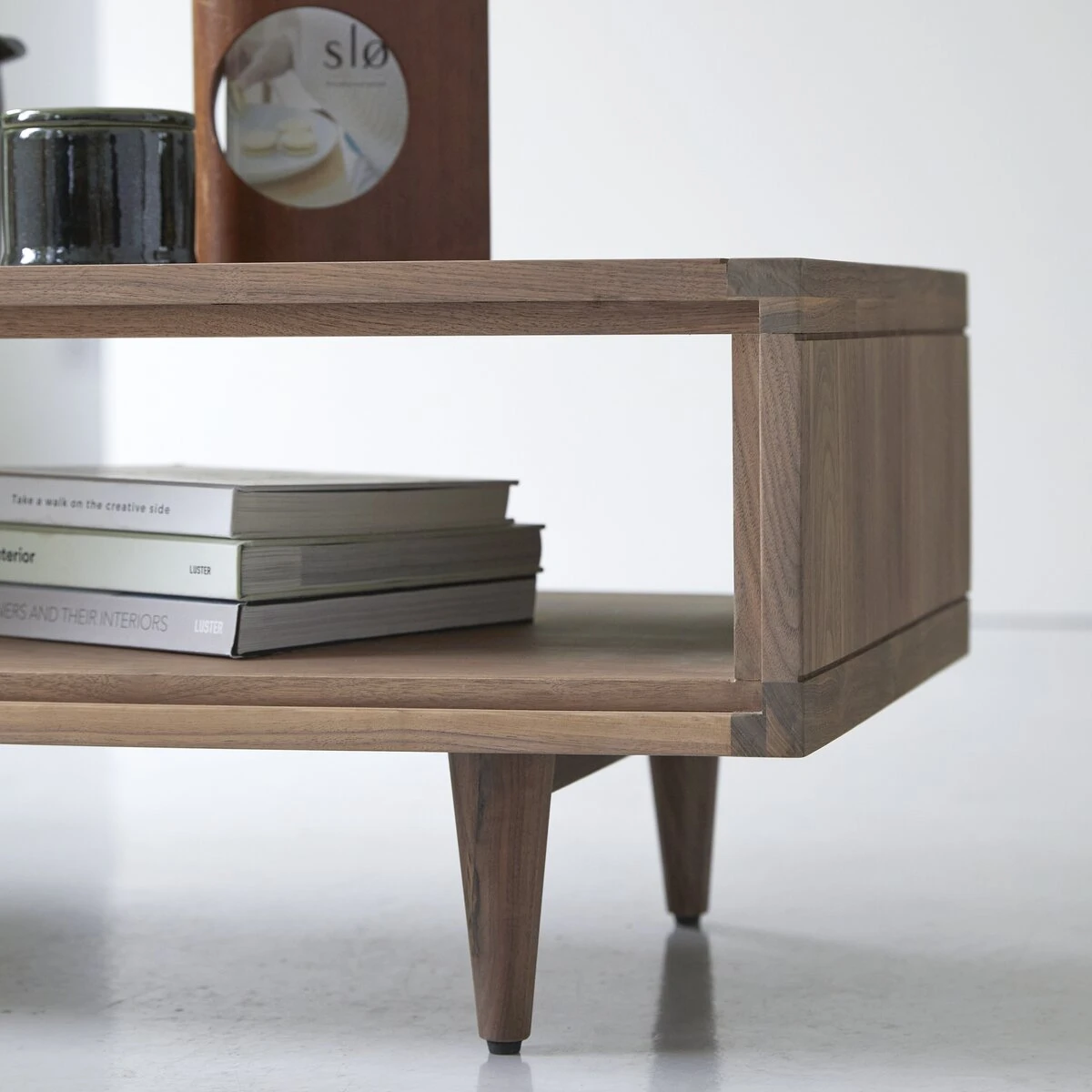 Jonàk - Table Basse En Noyer Massif 4 Jonàk - Table Basse En Noyer Massif – Image 2