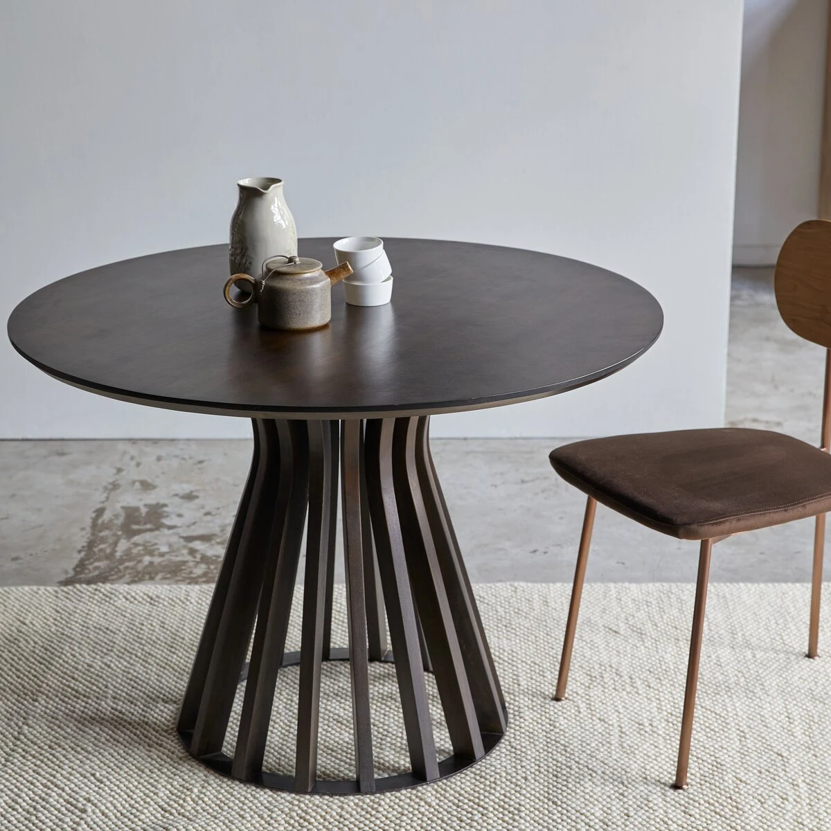 Greco - Table Ronde En Manguier Massif Et Métal 5 Pers 6 Greco - Table Ronde En Manguier Massif Et Métal 5 Pers – Image 4