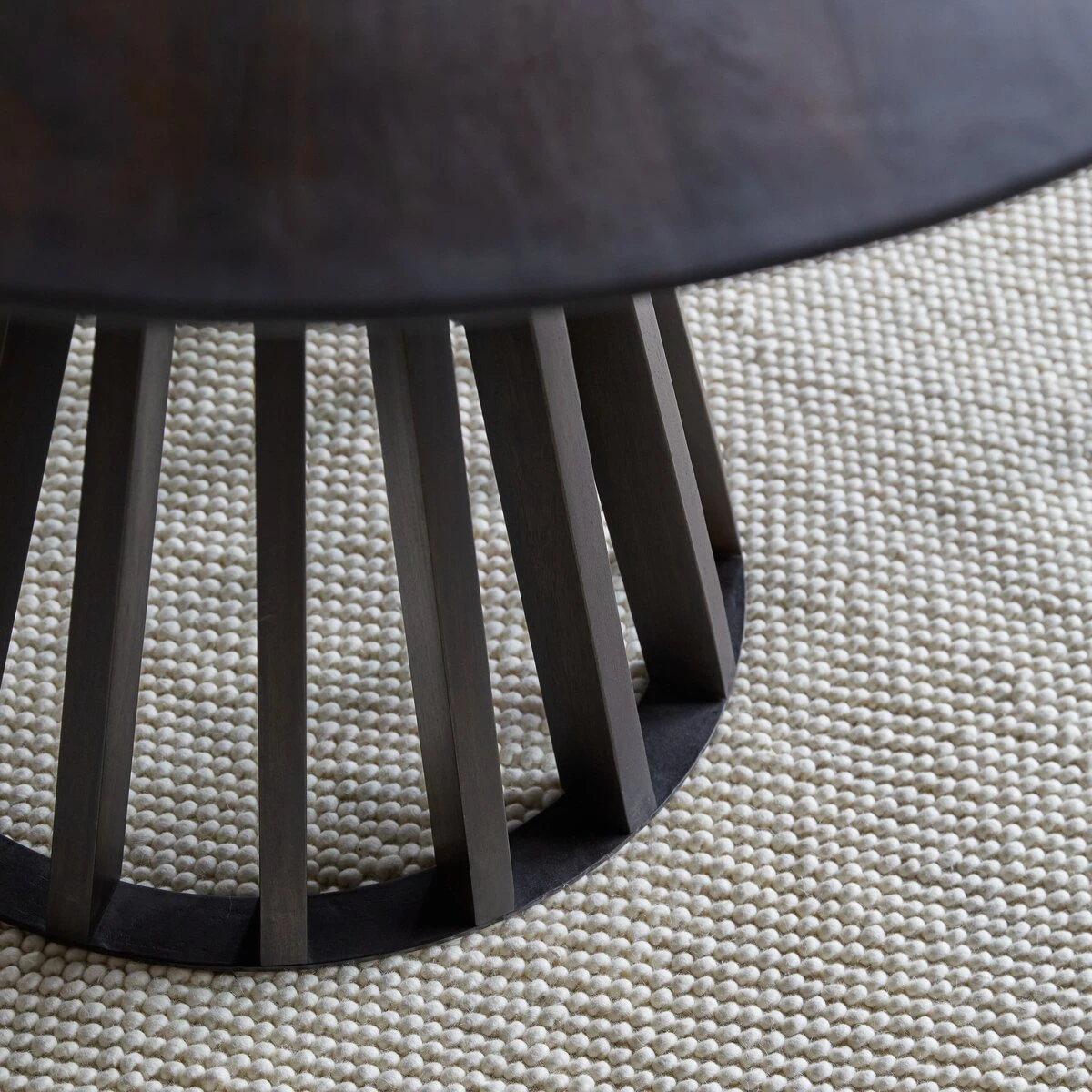 Greco - Table Ronde En Manguier Massif Et Métal 5 Pers 7 Greco - Table Ronde En Manguier Massif Et Métal 5 Pers – Image 5