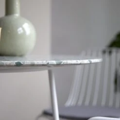Elio - Table Ronde En Terrazzo Premium Et Métal Green 4 Pers. 10 Elio - Table Ronde En Terrazzo Premium Et Métal Green 4 Pers. -Magasin De Meubles 1200 1200 table ronde en terrazzo premium et metal elio green 4 pers 3