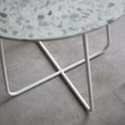 Elio - Table Ronde En Terrazzo Premium Et Métal Green 4 Pers. 11 Elio - Table Ronde En Terrazzo Premium Et Métal Green 4 Pers. -Magasin De Meubles 1200 1200 table ronde en terrazzo premium et metal elio green 4 pers 4