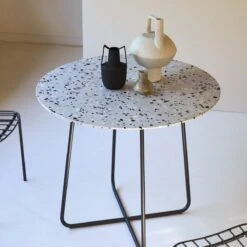 Elio - Table Ronde En Terrazzo Premium Et Métal Grey 4 Pers. -Magasin De Meubles 1200 1200 table ronde en terrazzo premium et metal elio grey 4 pers 3