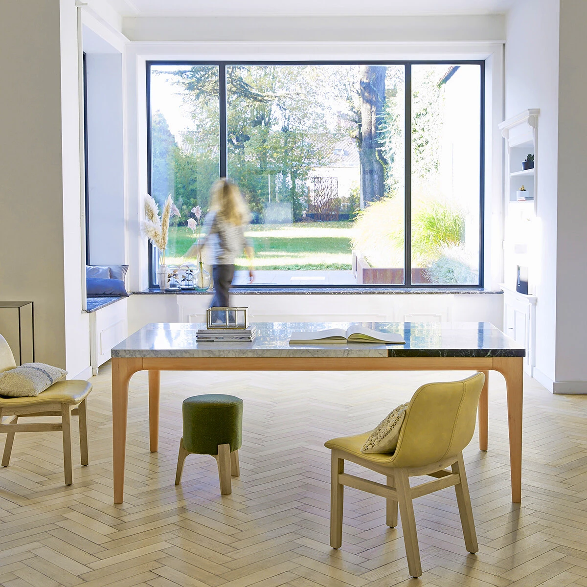 Stonepiet - Table En Chêne Massif Et Marbre 6/8 Pers. 3 Stonepiet - Table En Chêne Massif Et Marbre 6/8 Pers.