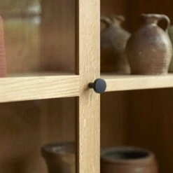 Babeth - Vitrine Basse En Chêne Massif -Magasin De Meubles 1200 1200 vitrine basse en chene massif babeth 2