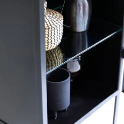 Lison - Vitrine En Métal 8 Lison - Vitrine En Métal -Magasin De Meubles 1200 1200 vitrine en metal lison 2