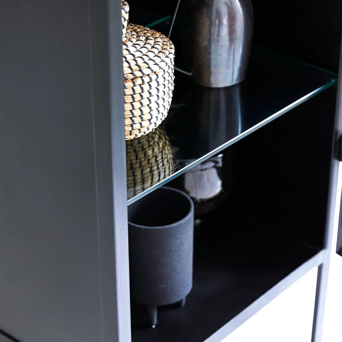 Lison - Vitrine En Métal 5 Lison - Vitrine En Métal – Image 3